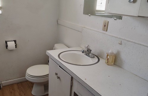 Stinnett House | Charming 3-bedroom house Stinnett