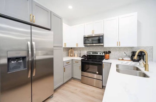 Brenham House | Charming 3-bedroom house in fabulous Brenham with WiFi, AC