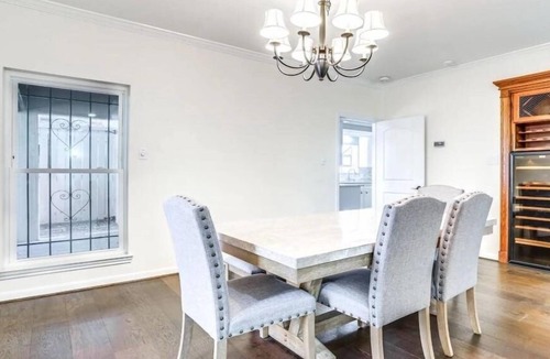Houston House | Charming 3-bedroom house with WiFi, AC in superb Houston