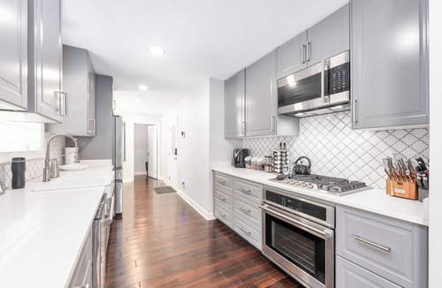 Jackson House | Charming 3-bedroom house in enchanting Jackson with AC, WiFi, private pool