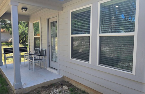 Highland Lake Estates House | Charming 3-bedroom house in wonderful Lago Vista with AC, WiFi