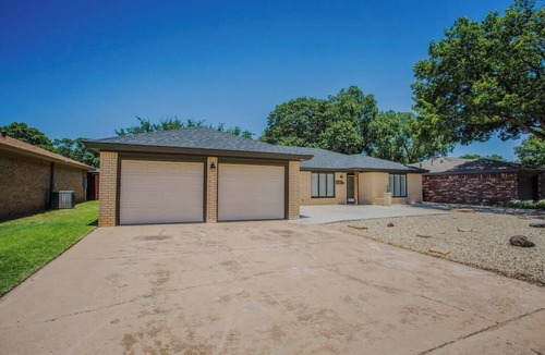 Lubbock House | Charming 3-bedroom house with WiFi and AC in enchanting Lubbock