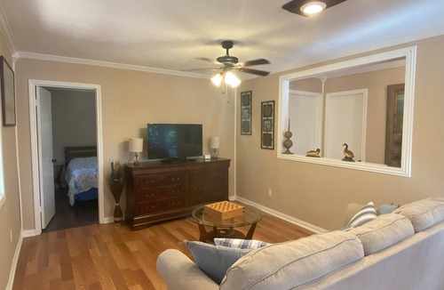 Trinity House | Charming 3-bedroom house with WiFi, AC in tranquil Trinity