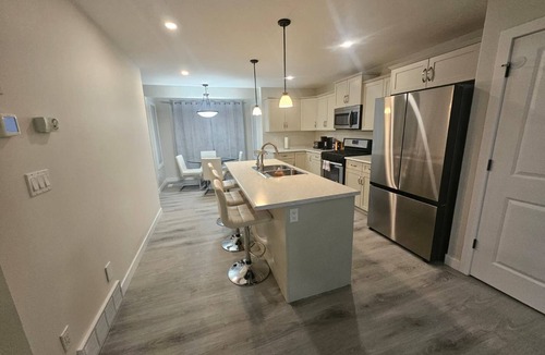 Regina House | Charming 3-bedroom house in Harbour Landing, Regina