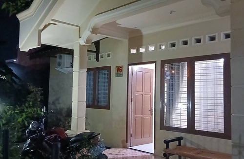 Padang House | Charming 3-bedroom house near beach