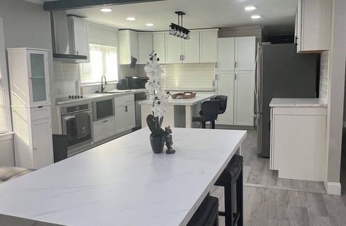 Bruce House | Charming 3-bedroom house with WiFi in cool Bruce