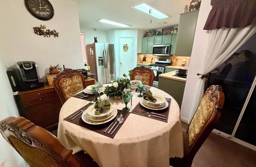 Atascocita House | Charming 3-bedroom house with WiFi and AC in Humble
