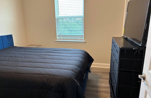 Kenner - Louis Armstrong International Airport House | Charming 3-bedroom house in fantastic Kenner with WiFi, AC