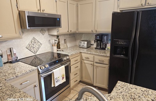 Moore House | Charming 3-bedroom house with AC in peaceful Moore. Pets welcome