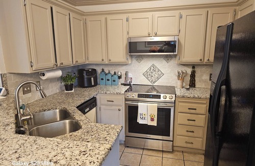Moore House | Charming 3-bedroom house with AC in peaceful Moore. Pets welcome