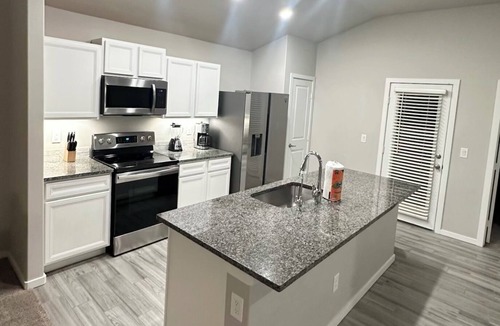 Odessa House | Charming 3-bedroom house in delightful Odessa with AC