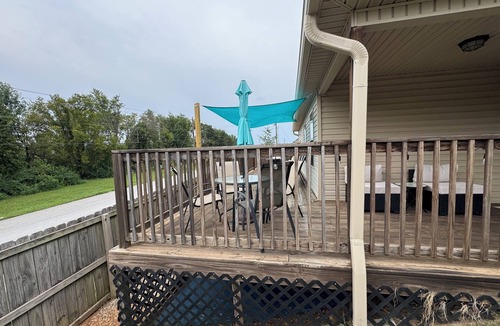 Rogers House | Charming 3-bedroom house in Rogers with WiFi and AC, Close to attractions