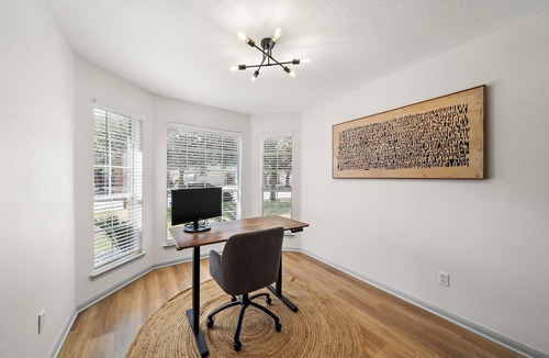 Spring House | Charming 3-bedroom house with fast WiFi and AC in fabulous Spring