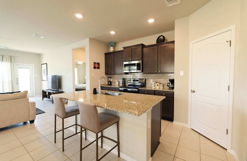 Temple House | Charming 3-bedroom house in beautiful Temple with AC