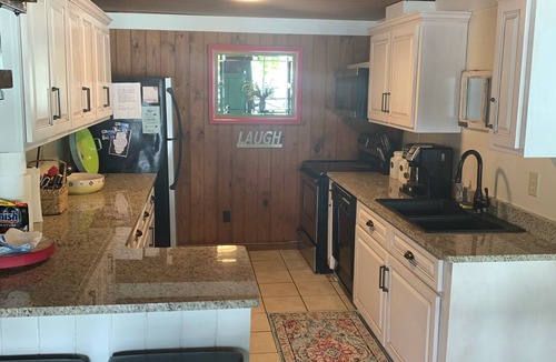 Arley Cabin | Charming 3 bedroom Lakefront Cabin only a few steps to the lake! NO PETS!