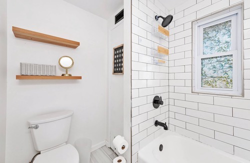 Tulsa House | Charming 3-bedroom Midtown house in with WiFi, work space and private parking,