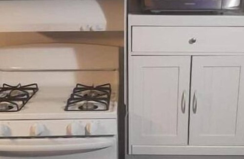 Henrico House | Charming 3-bedroom mobile home with WiFi and AC in lovely Henrico