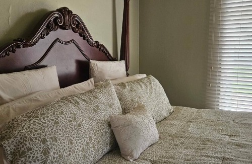 Natchez House | Charming 3-bedroom Natchez home blends Southern comfort with convenience.