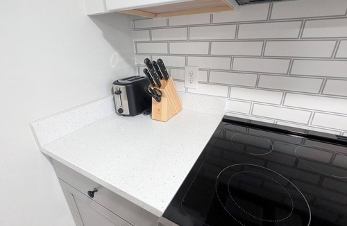 Ogden Apartment | Charming 3-bedroom private basement apartment with WiFi, AC in enchanting Ogden.