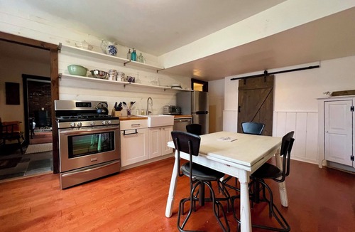 Brainard House | Charming 3-bedroom Ski house in Hancock 2.5 Miles from Jimmy Peak