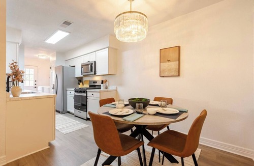 The Woods House | Charming 3-bedroom townhome with lots of amenities in upscale Round Rock