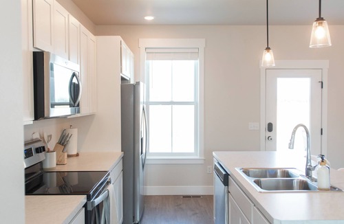 Billings House | Charming 3-bedroom townhome in Billings