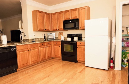 Duluth House | Charming 3-bedroom townhome in Duluth