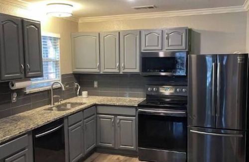 Duncanville Condo | Charming 3 Bedroom Condo in South Dallas