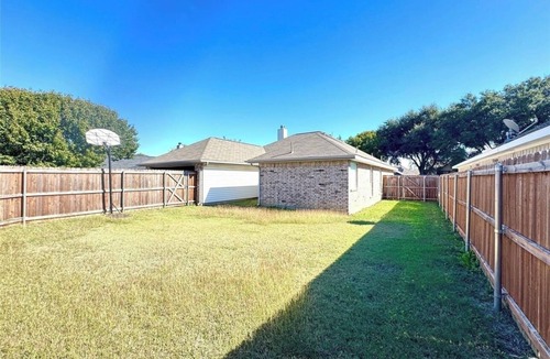 Duncanville House | Charming 3-bedroom house with WiFi, AC in welcoming Duncanville
