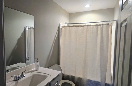 Madisonville House | Charming 3-bedroom bungalow Madisonville