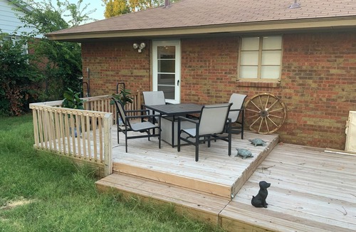 Midwest City House | Charming 3-bedroom house in fabulous Midwest City with WiFi, AC