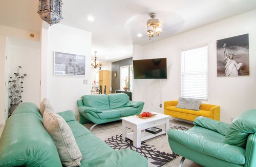 North Bergen Apartment | Charming 3-bedroom apartment