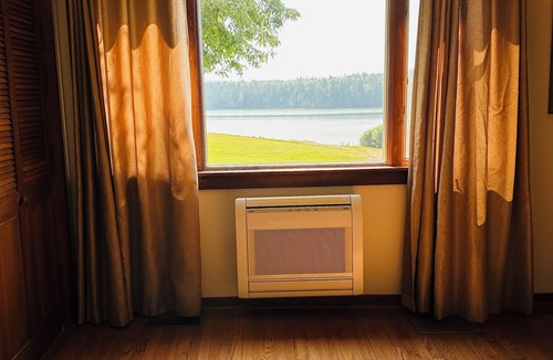 Roque Bluffs Cottage | Charming 3-bedroom cottage in Roque Bluffs with ocean access and fire pit
