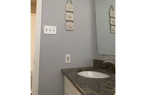 Leon Valley House | Charming 3 bedroom with relaxing back yard