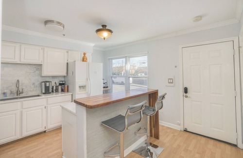 Rolling Mill Hill House | Charming 3-BR townhome, walk to Broadway, hi-speed WiFi in Nashville
