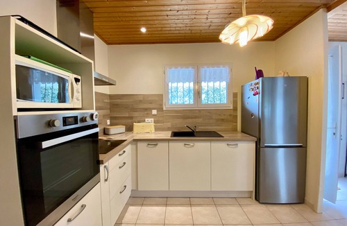 Bretignolles-sur-Mer House | Charming 3-Bed House, 400m from Beach, WiFi, Enclosed Garden, Parking