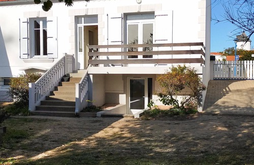 Notre-Dame-de-Monts Villa | Charming 3-star villa 8/10 pers. enclosed garden 4 bedrooms 800m beach