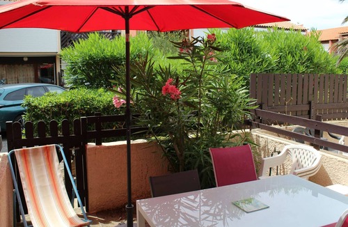 Port-la-Nouvelle Apartment | Charming 3-Room Apartment, AC, 400m from Beach, Parking, Sleeps 4