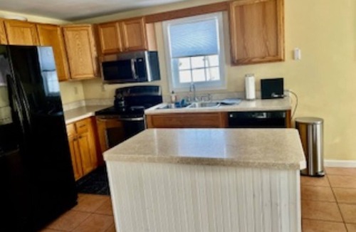 Malletts Bay Cottage | Charming 3B/R Cottage on Malletts Bay