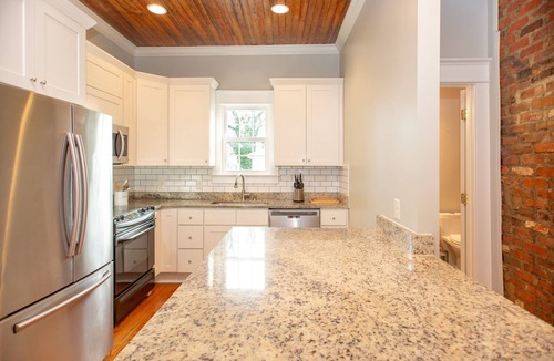 Durham House | Charming 3bd/2ba, Bungalow near Duke and Downtown.