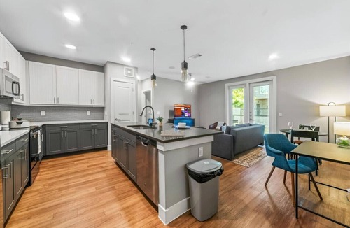 Fort Worth Apartment | Charming 3BD/2BA with Beautiful Pool in Fort Worth
