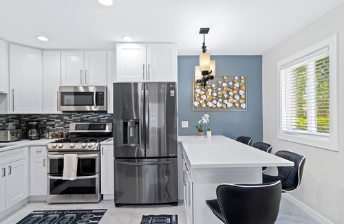 Villa Park House | Charming 3BR/2BA Retreat in Villa Park – Comfort, Space & Convenience!