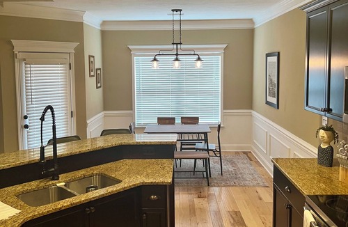 Augusta House | Charming 3BR 2Bath Home on quiet street 1.1mi from Augusta National