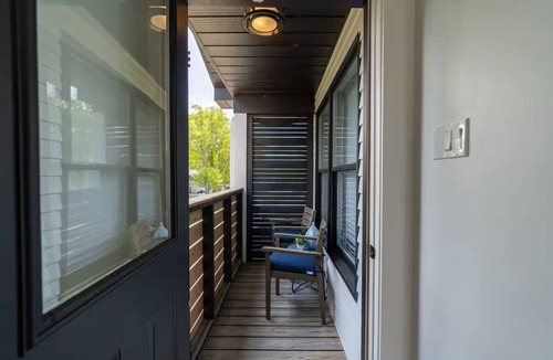Grand Bend House | Charming 3BR Beach House with BBQ in Grand Bend