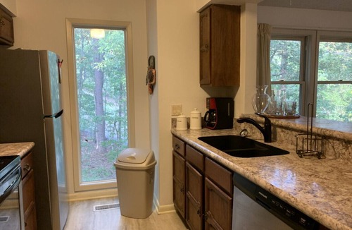 Hot Springs Village Villa | Charming 3BR Hot Springs Retreat - Serene Views & Modern Comforts