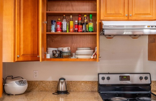 Tustin Apartment | Charming 3BR - Prime Northwood Location