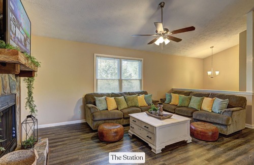 Woodstock House | Charming 3BR Station Home - Fast WiFi, Deck & Parking!