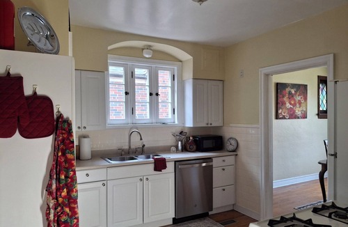 St. Louis House | Charming 3BR STL Home Sleeps 6 Free Parking
