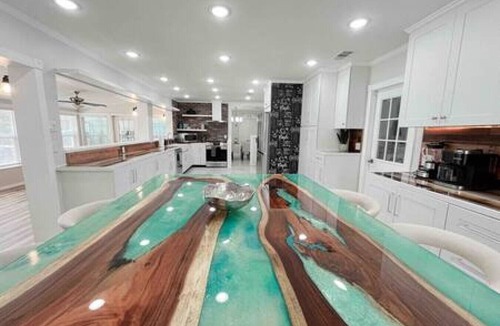 Orient Park House | Charming 4/3 Lakehouse W/Pool