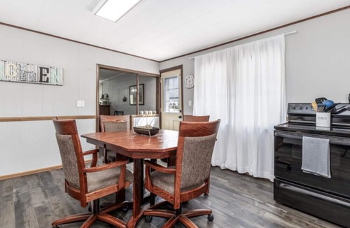 Shullsburg House | Charming 4 BdRm Home